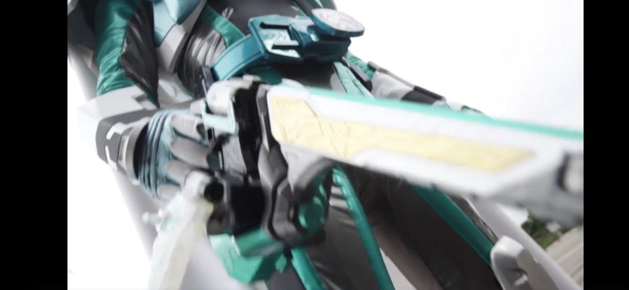 [가면라이더 리바이스] 저가 코스프레가 아닌 livevil_31.jpg