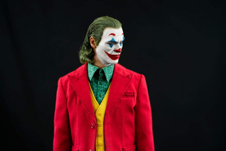 [2019 JOKER] 호아킨 피닉스의 조커 12인치 커스텀 사진입니다._18.jpg