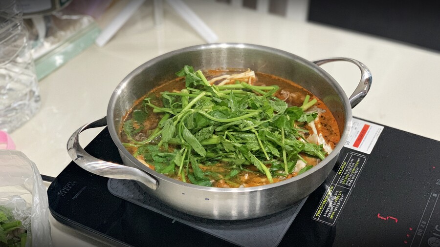 집에서 밥 먹습니다 - 성남 사송동, 구좌리얼크니손칼국수 | 음식 갤러리 집에서 밥 먹습니다 - 성남 사송동, 구좌리얼크니손칼국수 | 음식 갤러리... 