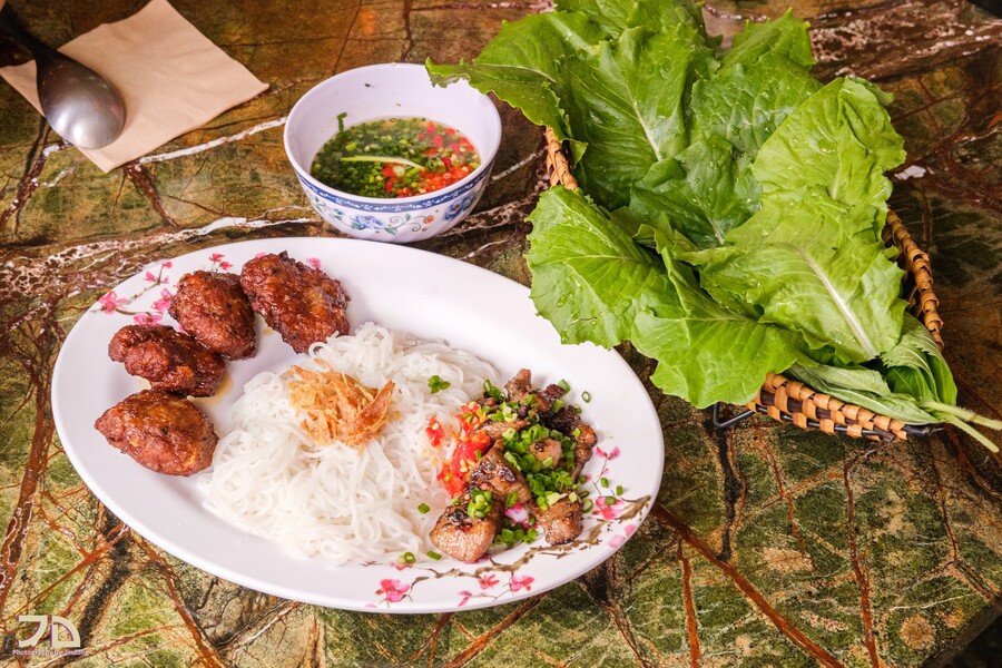 을지로 을지깐깐 - 게살국수 등 베트남음식_4.jpg