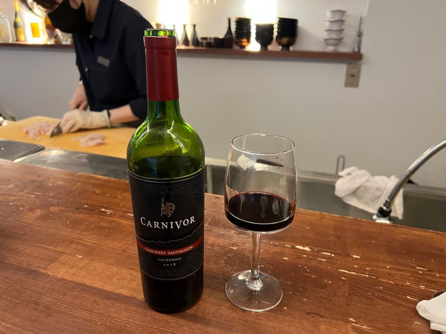 2022-04-08 17-49-31 부산광역시 중구 광복동 로지우라 Carnivor Cabernet Sauvignon 2018 카니버 카버네 소비뇽 2018 와인.JPG