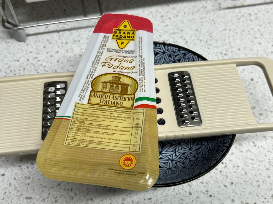 2022-04-21 14-15-43 내 요리 Mulino Alimentare Antico Caseificio Italiano Grana Padano 그라나 파다노 치즈 카르보나라.JPG