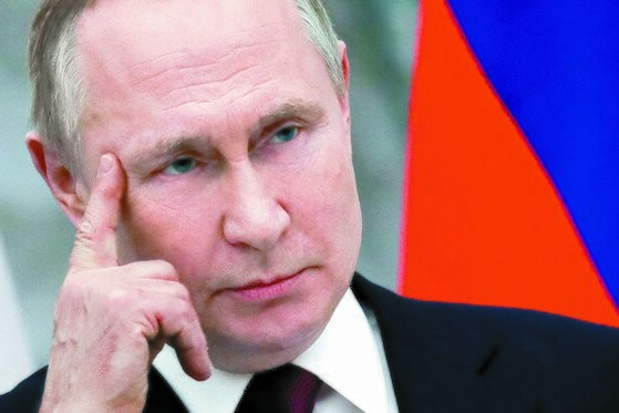 리코리스) 이 애니가 일본 사회비판 애니라는건 1화만 보면 느껴지는거 같긴한데_2.jpg