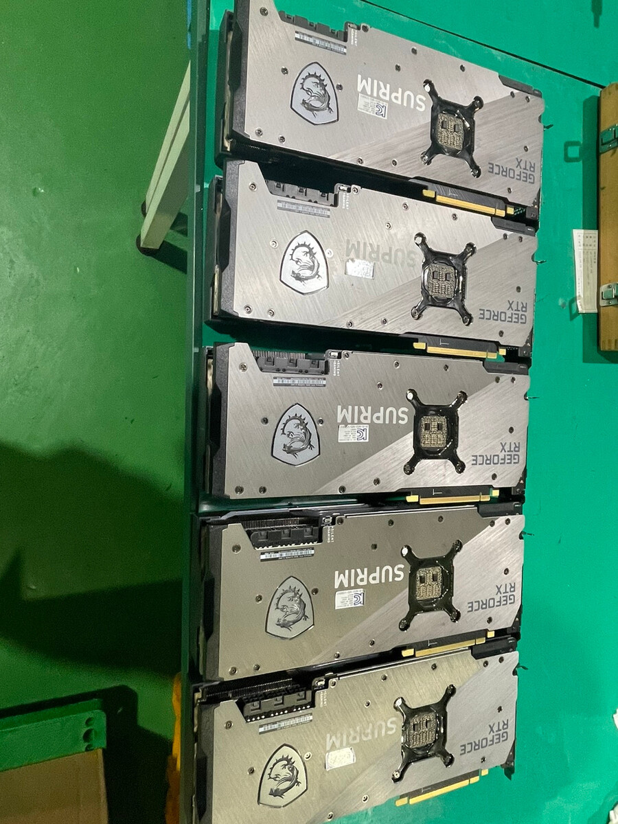 어메이징 채굴 그래픽카드 근황