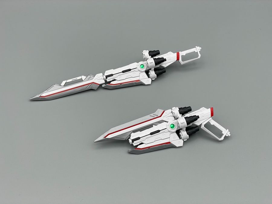 HG 1/144 아스트레이 레드 드래곤 샘플 소개_10.jpg