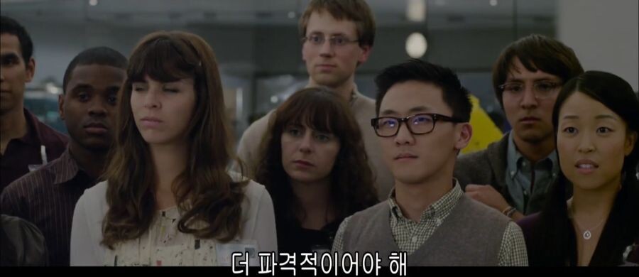 mcu)피터 파커를 바라보는 교수들의 표정_5.jpg