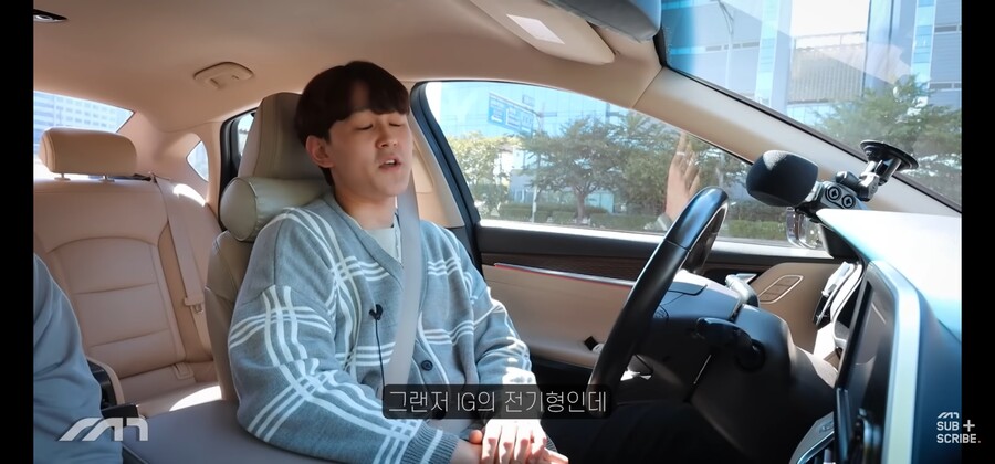 21살 인생 첫차로 그랜저 사게된 이유_1.jpg