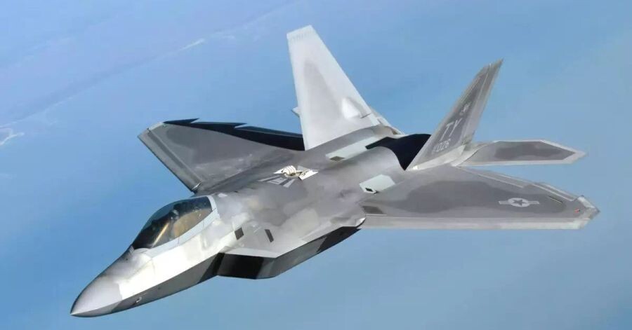 F-22 vs F-35 디자인 논쟁.jpg_1.jpg