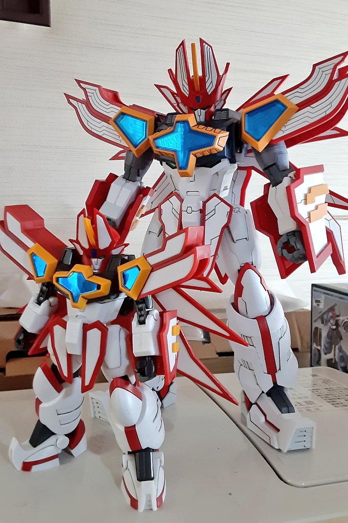 [굿 스마일] MODEROID 슈퍼 그랑조트 & 창모완제 비교 사진 2_2.jpg