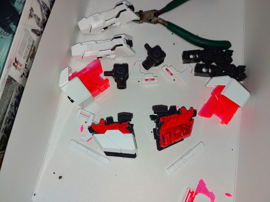 [PG] 유니콘 건담 - 유니콘 모드_8.jpg