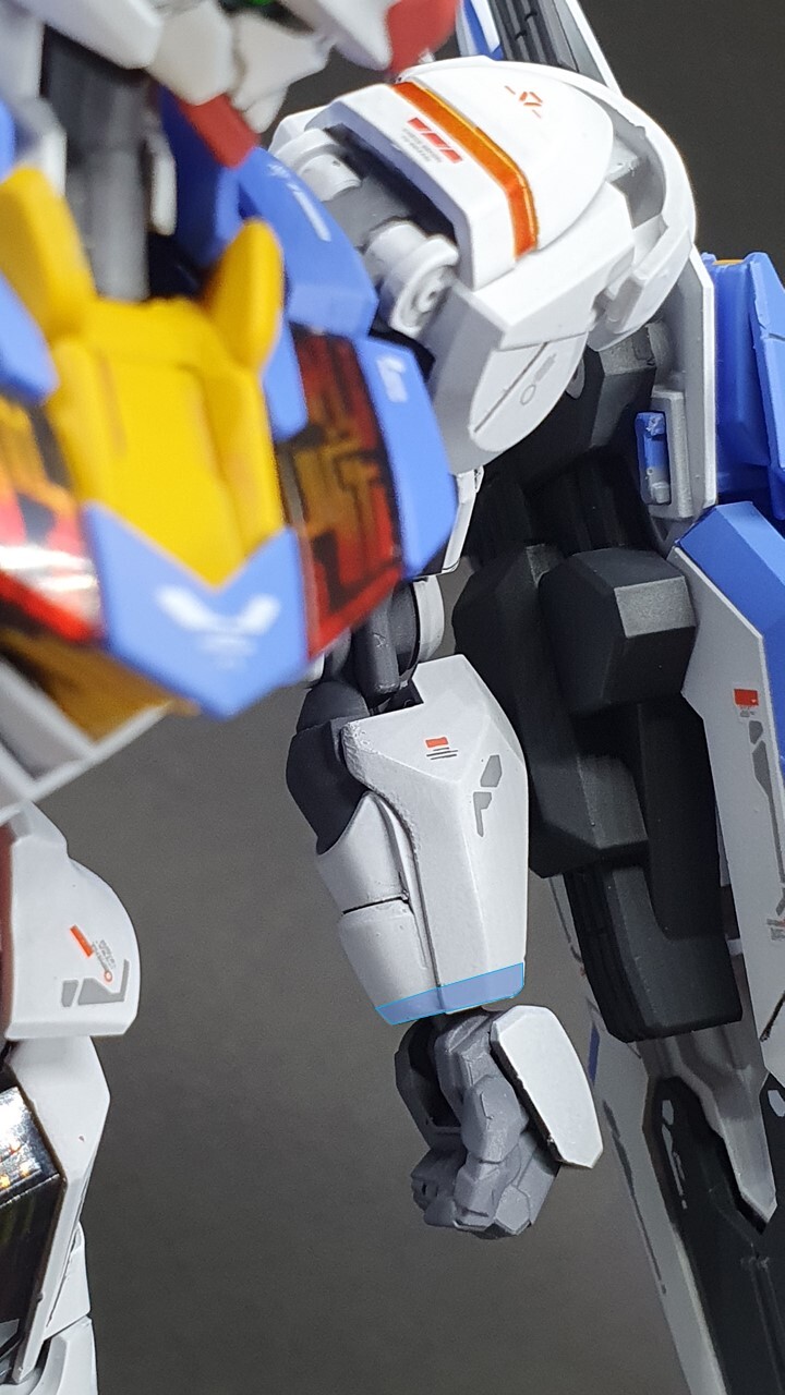 HG 에어리얼 건담(풀도색, 데칼, 약간 개수)_2.jpg