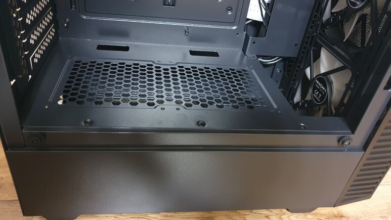 실용성이 돋보이는 마이크로닉스 Master M60 메쉬 미들타워케이스 사용기_17.jpg