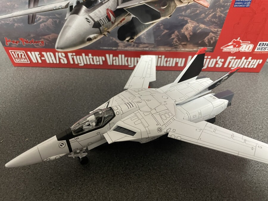 [맥스팩토리] 마크로스 1/72 VF-1 파이터 발키리 조립 이미지_5.jpeg