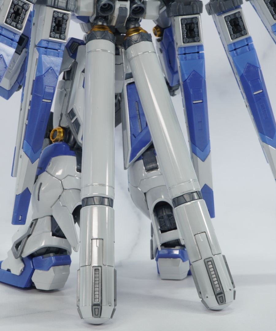 RG 하이뉴 건담 [티타늄 피니시] 해외 리뷰_37.jpg