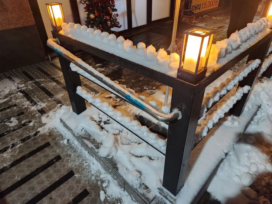 언덕) 드디어 돌아온 그 계절_1.jpg