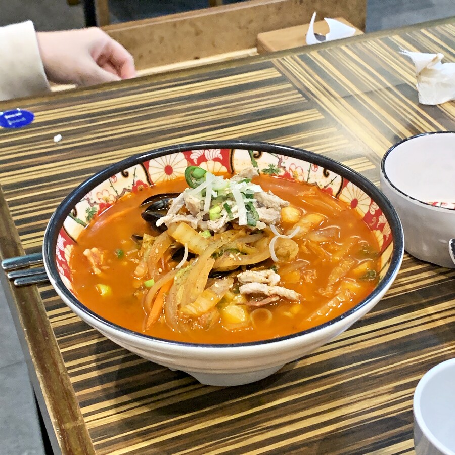 밖에서 밥 먹습니다 안산 롯데백화점 사미반점