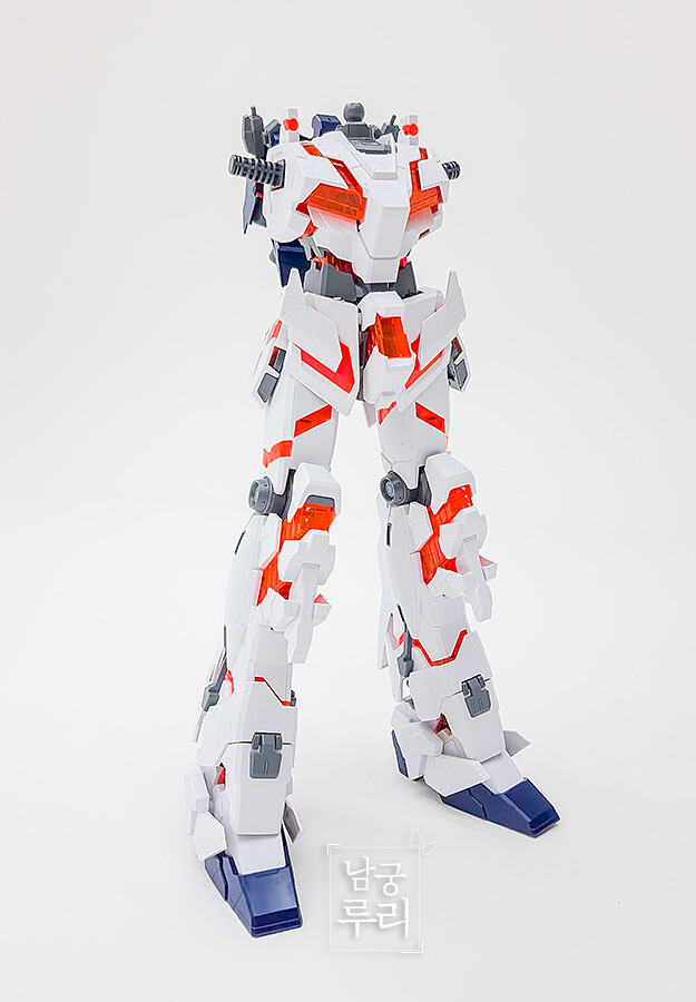 (스압) 건프라 뉴비 남궁루리의 네 번째 완성작, 유니콘 건담 메가사이즈 (DM)_8.jpg