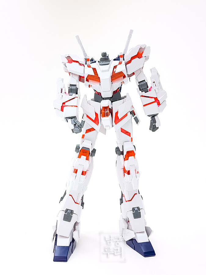 (스압) 건프라 뉴비 남궁루리의 네 번째 완성작, 유니콘 건담 메가사이즈 (DM)_13.jpg