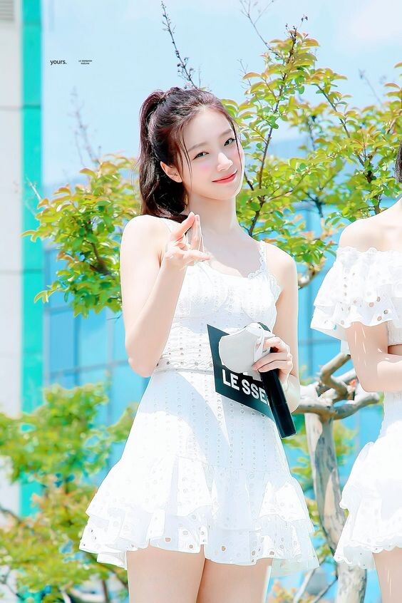 카즈하가 복근운동을 열심히 하는이유_7.jpg