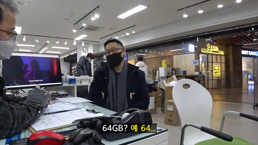 ??? : 저는 그래픽 작업해야해서 3천번대 그래픽카드가 필요해요_27.jpg