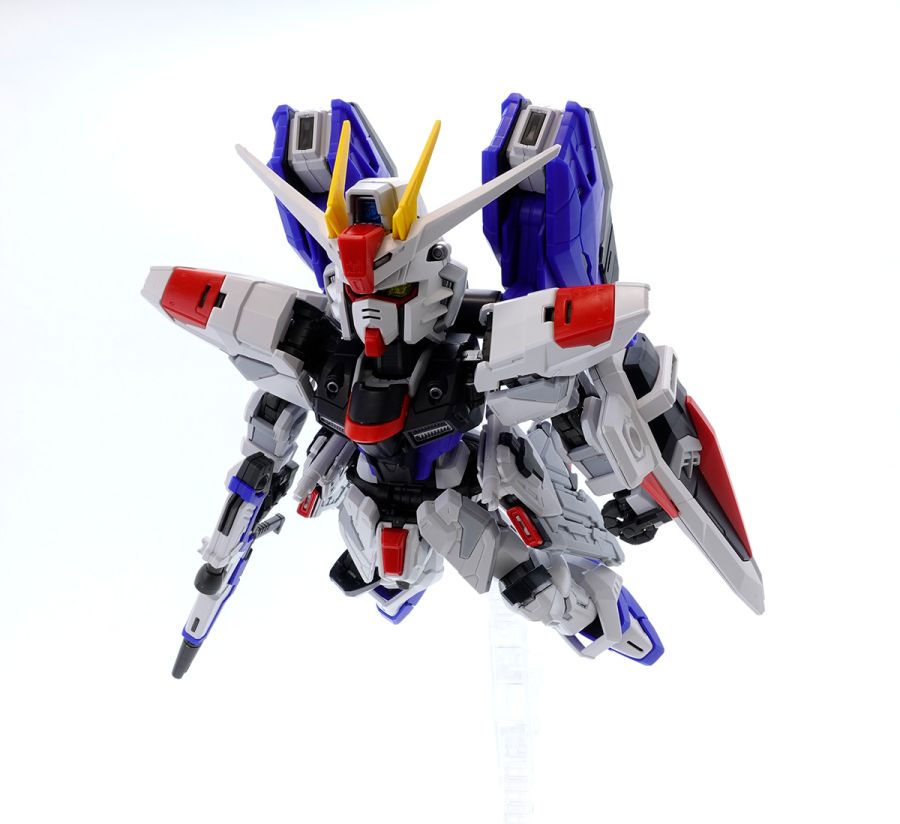 MGSD 프리덤 건담 샘플 소개_31.jpg