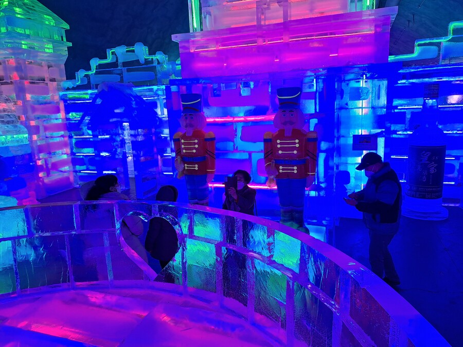 스압주의)국내 최대 얼음조각 전시회.jpg_33.jpg