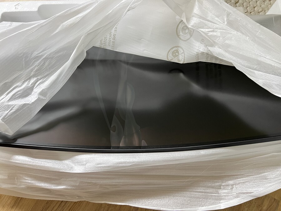 10년만에 모니터 사고 고품받은 내 꼴이 유머_1.jpg