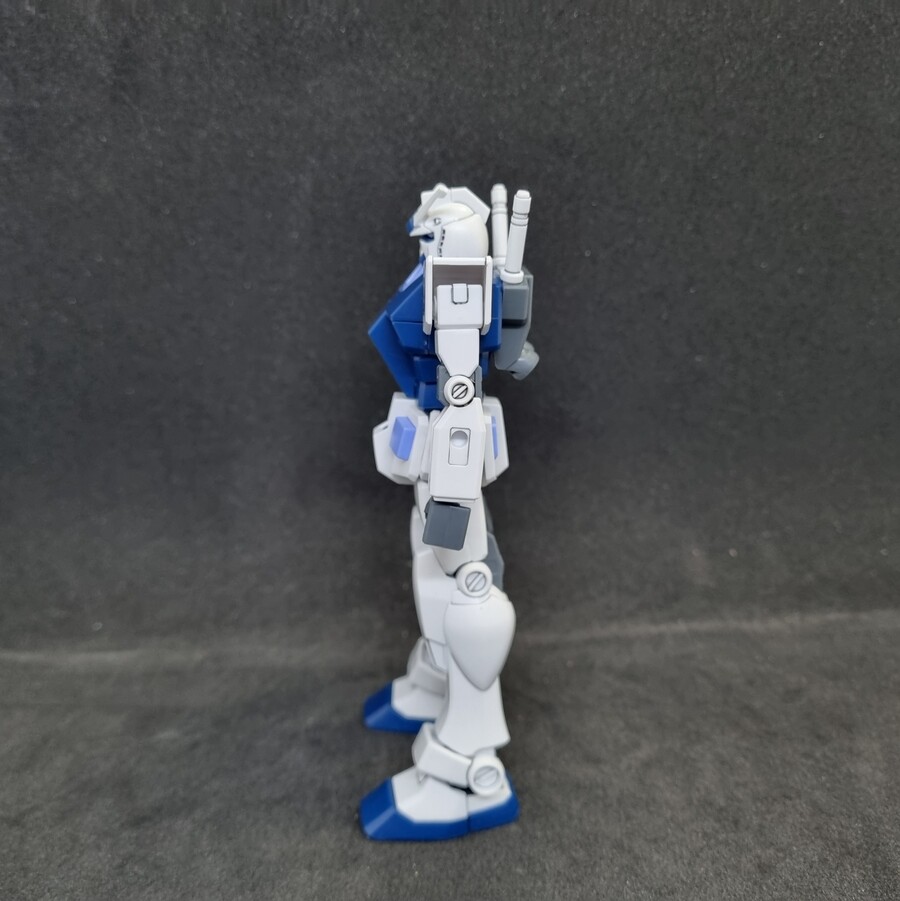 EG 퍼스트 건담 (건담 베이스 컬러)_5.jpg