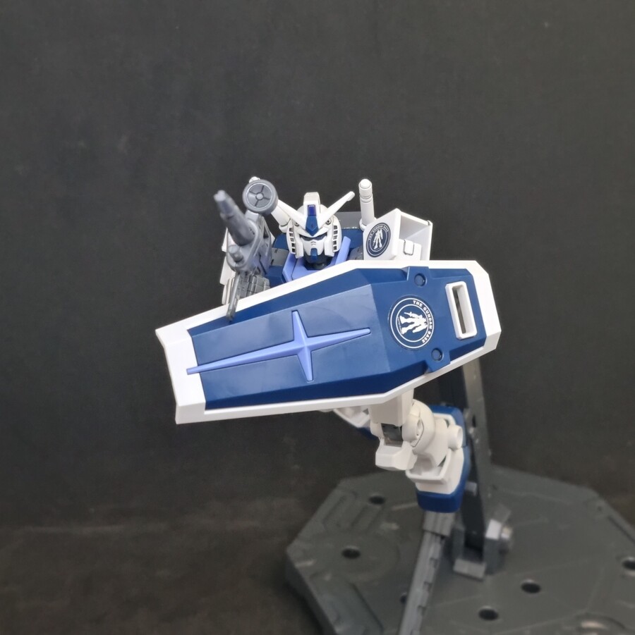 EG 퍼스트 건담 (건담 베이스 컬러)_17.jpg