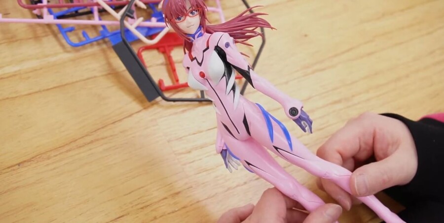 [맥스팩토리] PLAMAX 신 에반게리온 1탄 마리 일러스트리어스 조립 영상_70.jpg