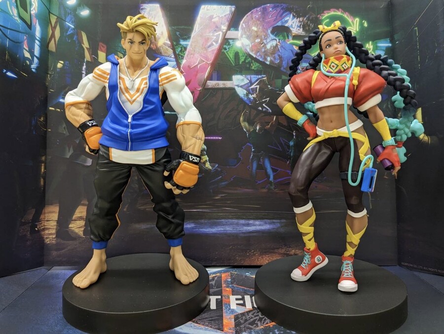 스트리트 파이터6 매드 기어 에디션 패키지(잡지, 피규어, 아트북, 스티커 세트)_4.jpg