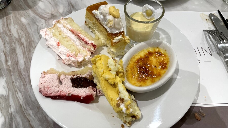 메뉴만 60가지 넘는 호텔뷔페_25.jpg