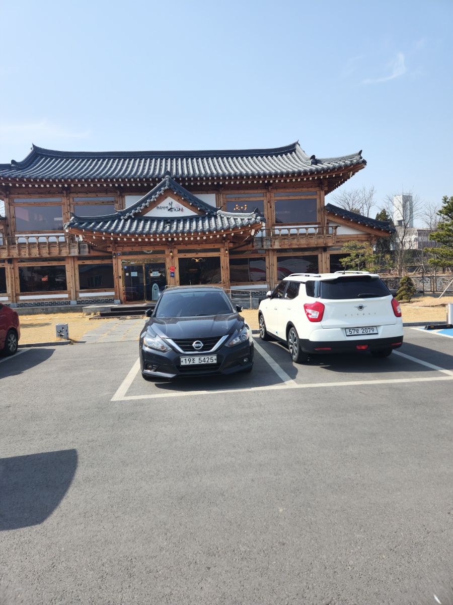 시골 감성카페는 뭔가 동네 수다방 같다 | 유머 게시판 시골 감성카페는 뭔가 동네 수다방 같다 | 유머 게시판 | 루리웹