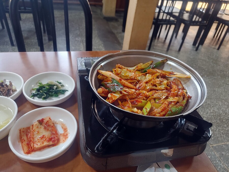 충주 한국교통대 옆 만선식당