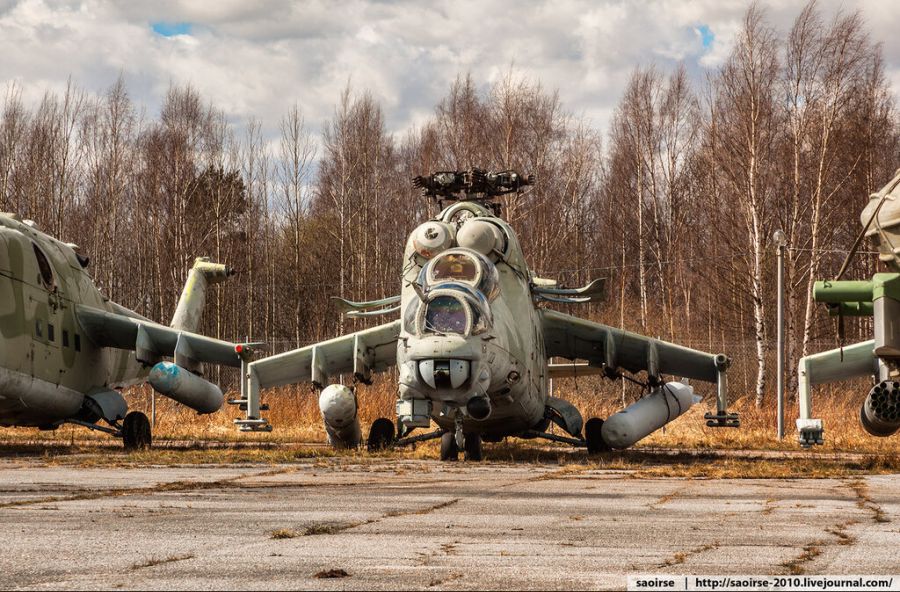 military-helicopter-graveyard-near-st-petersburg-russia5.jpg