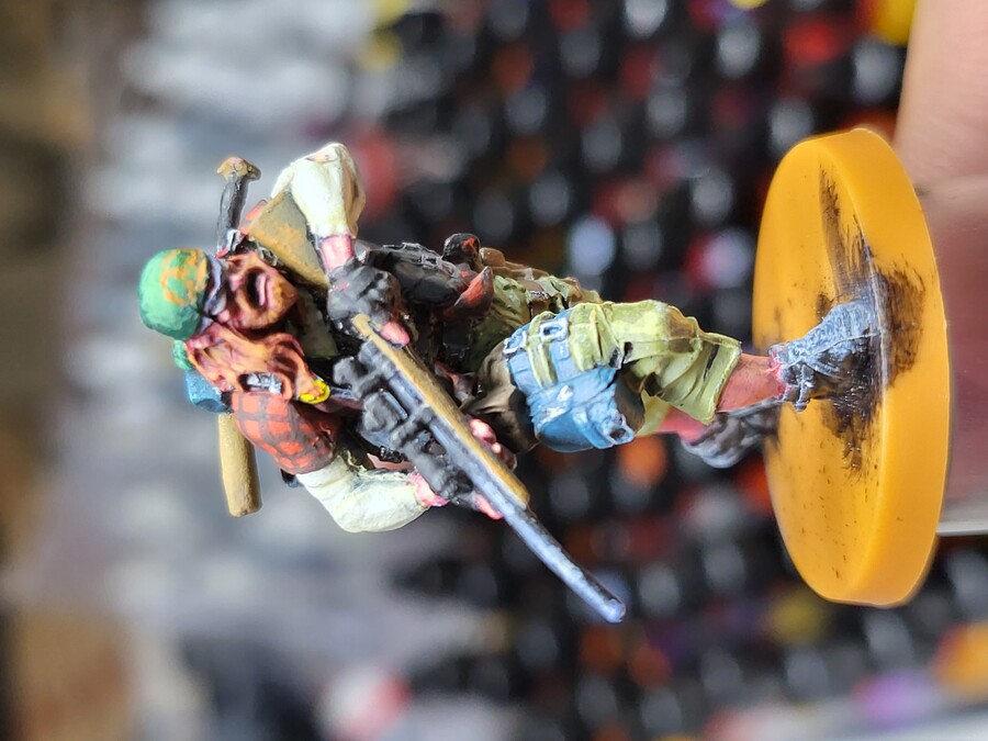 보드게임 도색) 워게임도 아닌데 디테일 팔 필요가 있나?_1.jpg