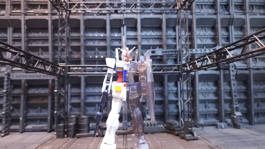 반반 클리어버젼 퍼스트건담_2.jpg