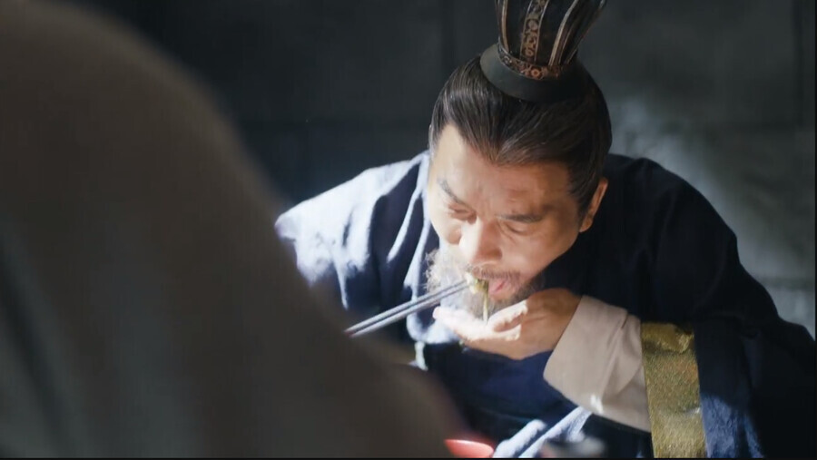 삼국지) 순욱 빈 찬합 사건의 전말.jpg_15.png