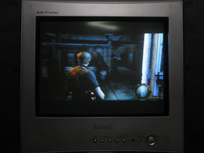 바이오 하자드 4 (11) - 브라운관 티비 화면_13.jpg