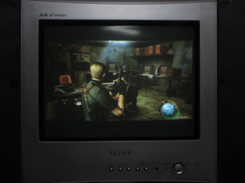 바이오 하자드 4 (11) - 브라운관 티비 화면_16.jpg