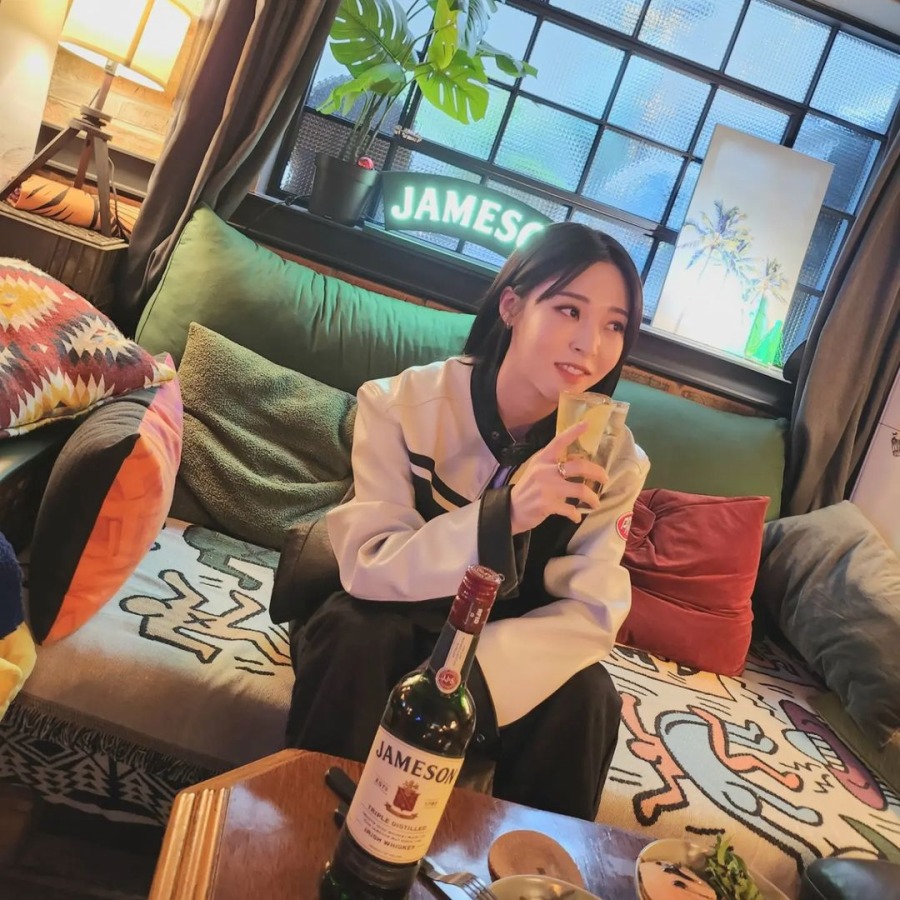 230426.문별.인스타그램 1.jpg