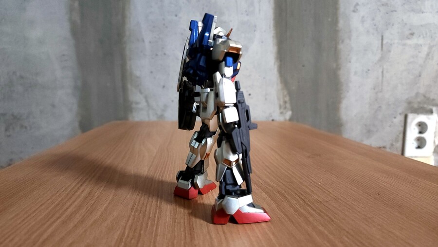 [HGUC] 마크2 티타늄피니쉬_4.jpg