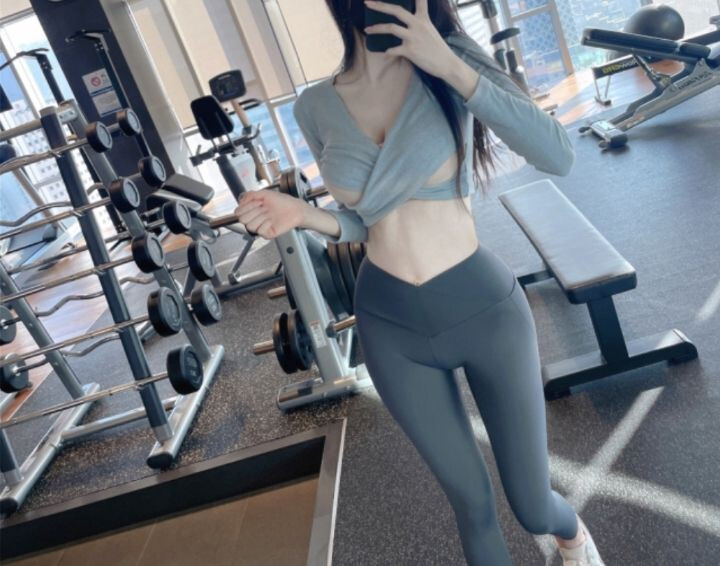 후방) 헬스장 민폐 패션_2.jpg