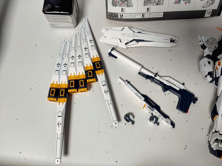 [RG] 32년 간의 기술 발전 - 뉴건담_6.jpg