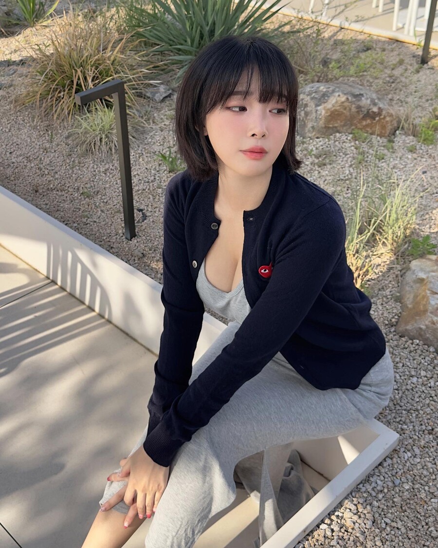 강인경 눈나 미시룩_2.jpg