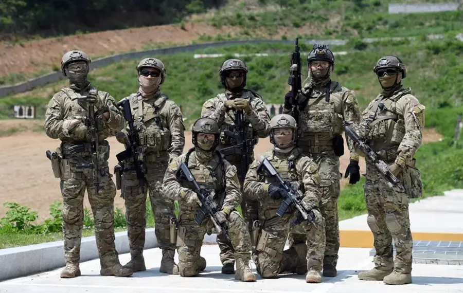 요즘 서방권 특수부대들 군복 특징_10.webp