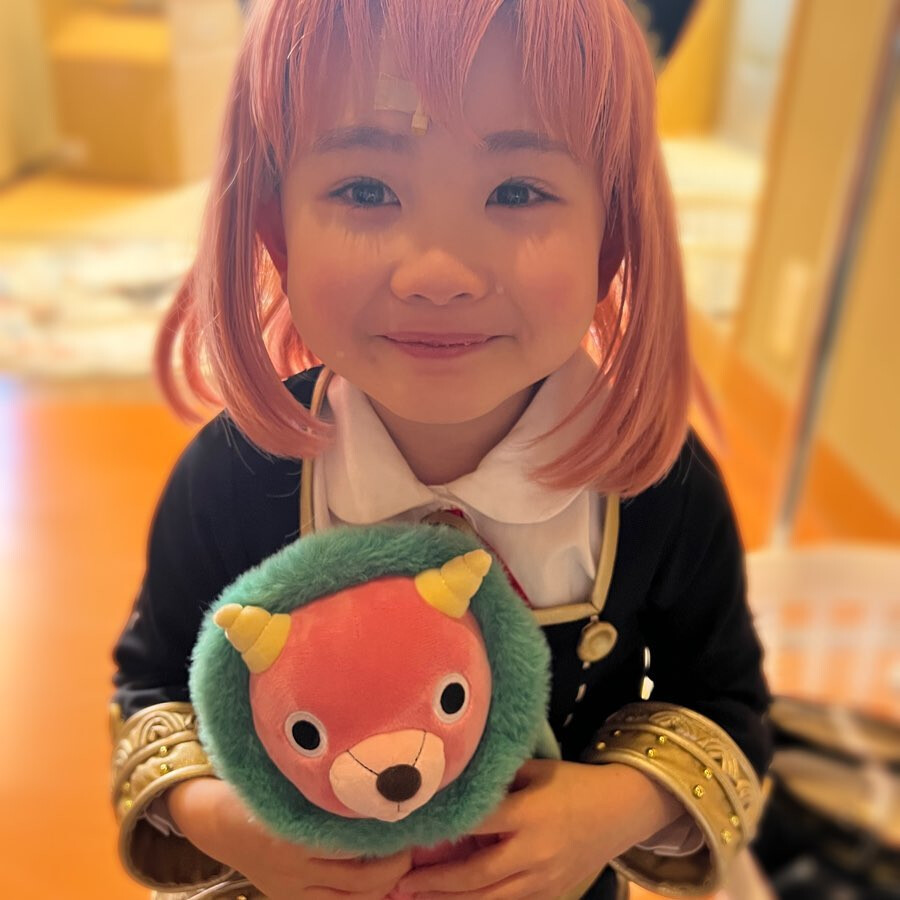 [스파이패밀리] 뮤지컬 스파이패밀리 - 아냐 역 영상 비교 및 사진_4.png