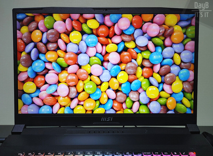 인텔CPU기반 게이밍 노트북 MSI Sword GF76 B13VFK 개봉기_19.png