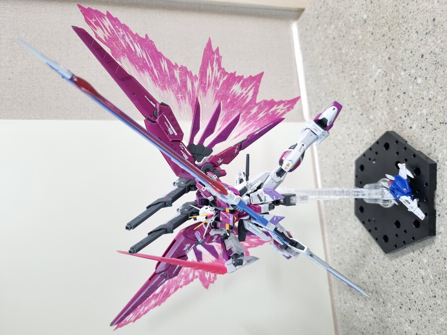 [RG]데스티니 임펄스 건담+빛의 날개!!_3.jpg