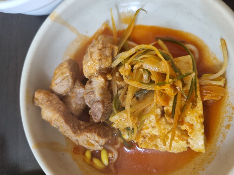 [청주] 김치찌개 혜자맛집 '임마누엘'_11.jpg